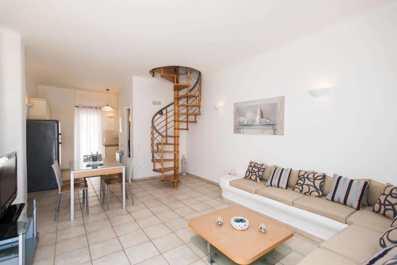 Villa Nireas Platys Gialos  ภายนอก รูปภาพ